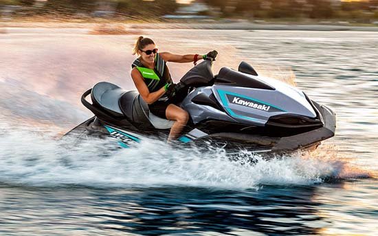 2019-Jet-Ski-Ultra-LX-Thumbnail