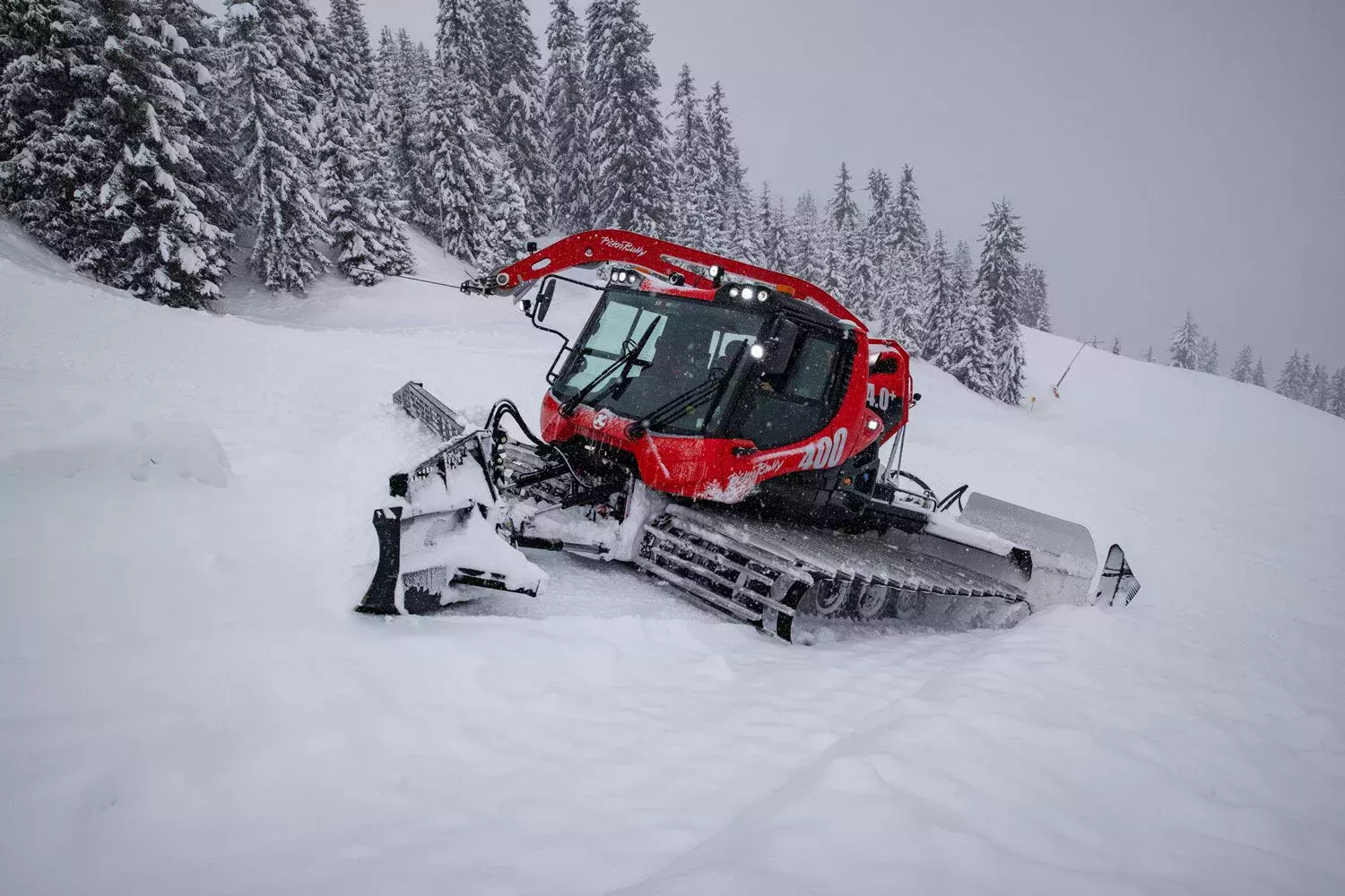 PistenBully_400_W_amBerg_5-1500x1000