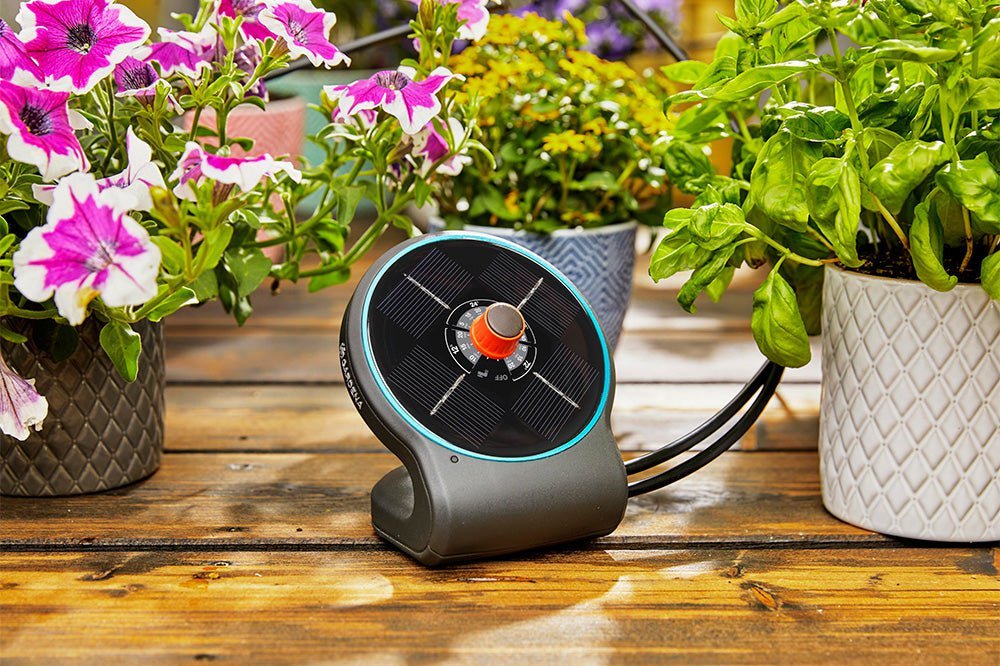 drip-irrigation-kits-gardena-solar-powered-irrigation-aquabloom-set-13300-38076760457382_1000x666